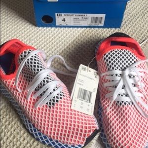 adidas deerupt size 4